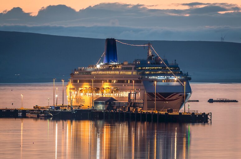 cruise liners orkney